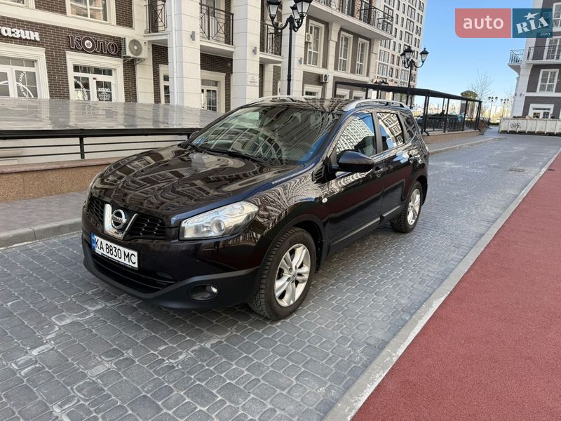 Позашляховик / Кросовер Nissan Qashqai+2 2012 в Києві