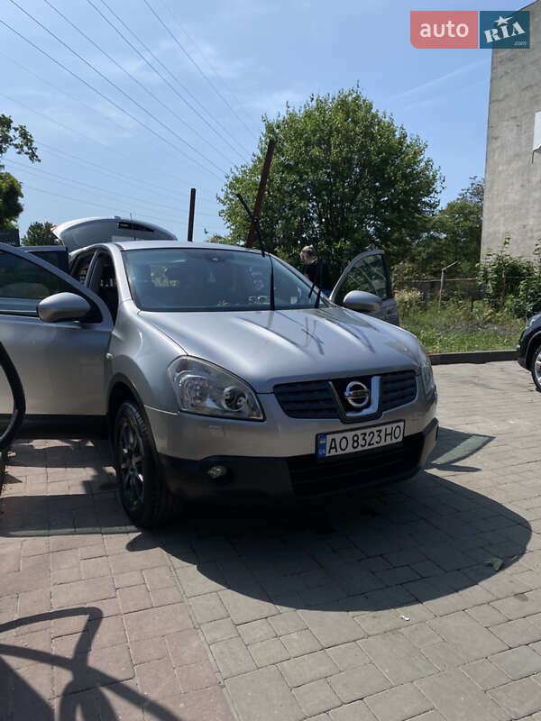 Позашляховик / Кросовер Nissan Qashqai 2007 в Ужгороді