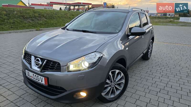 Внедорожник / Кроссовер Nissan Qashqai 2012 в Стрые