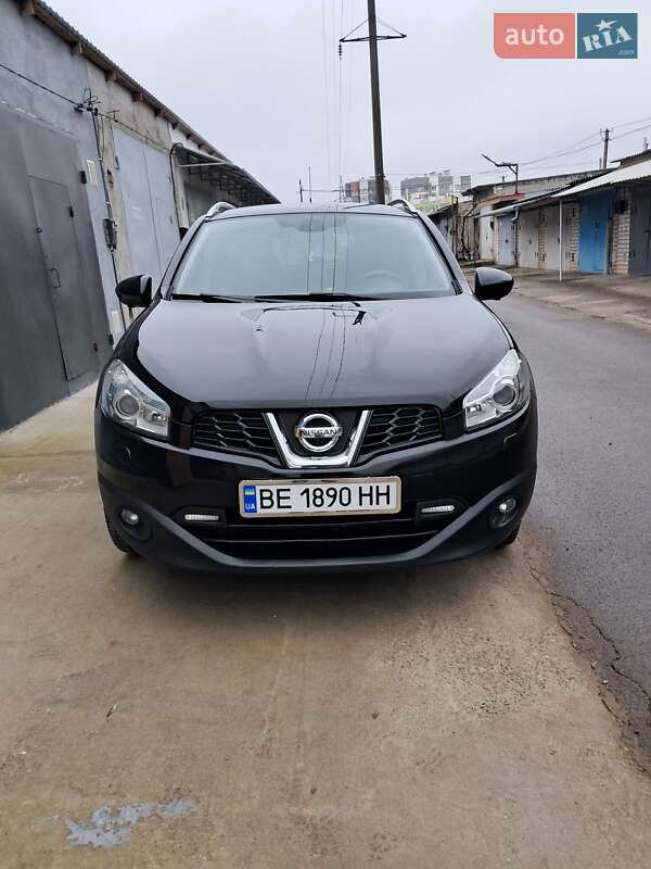Внедорожник / Кроссовер Nissan Qashqai 2013 в Николаеве