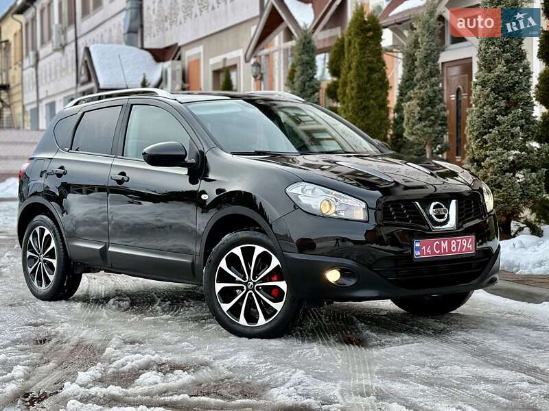 Позашляховик / Кросовер Nissan Qashqai 2012 в Стрию Позашляховик / Кросовер Nissan Qashqai 2012 в Стрию