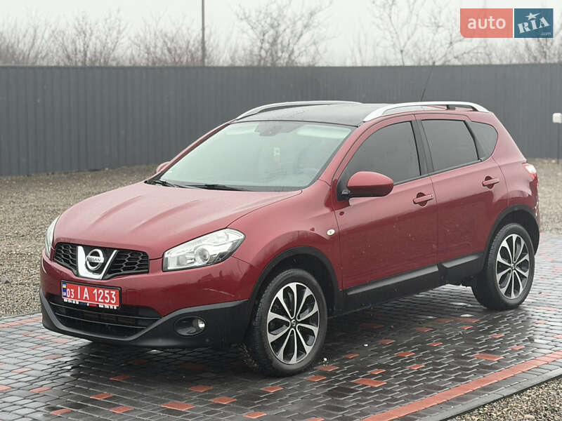 Внедорожник / Кроссовер Nissan Qashqai 2011 в Берегово