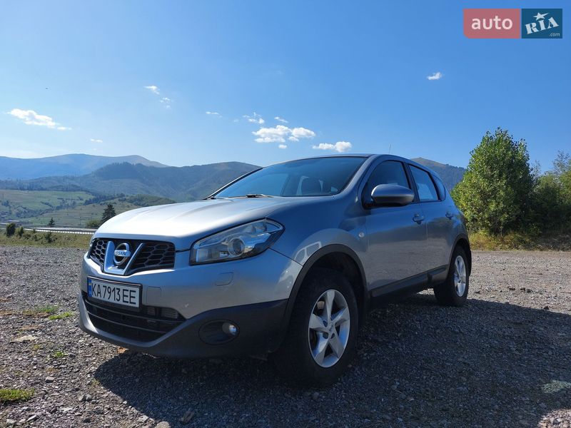 Позашляховик / Кросовер Nissan Qashqai 2012 в Києві