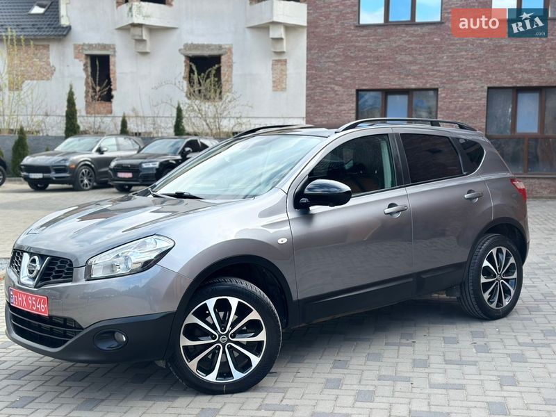 Позашляховик / Кросовер Nissan Qashqai 2013 в Рівному