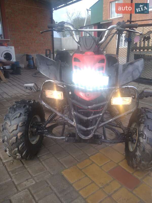 Квадроцикл спортивный Quad Bike Quad Bike 2012 в Берестечку