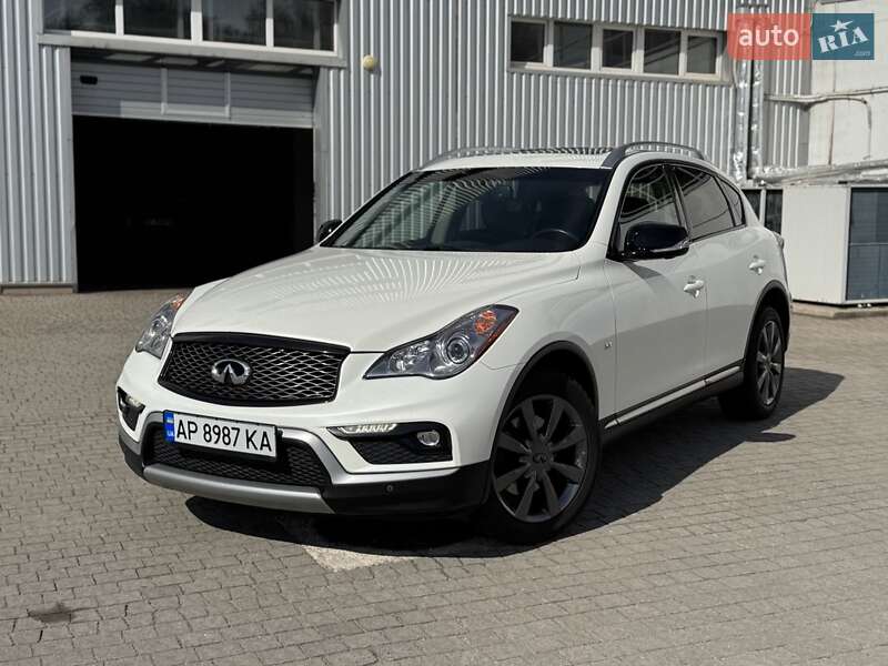 Внедорожник / Кроссовер Infiniti QX50 2016 в Запорожье