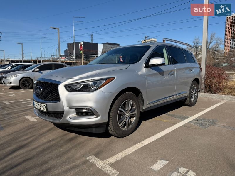 Внедорожник / Кроссовер Infiniti QX60 2019 в Киеве