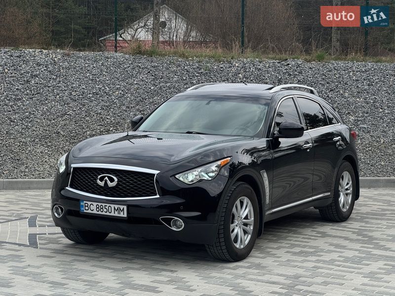 Внедорожник / Кроссовер Infiniti QX70 2015 в Львове
