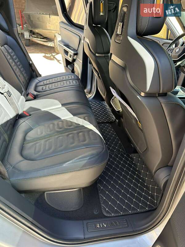 Пикап Rivian R1T 2022 в Николаеве Пикап Rivian R1T 2022 в Николаеве