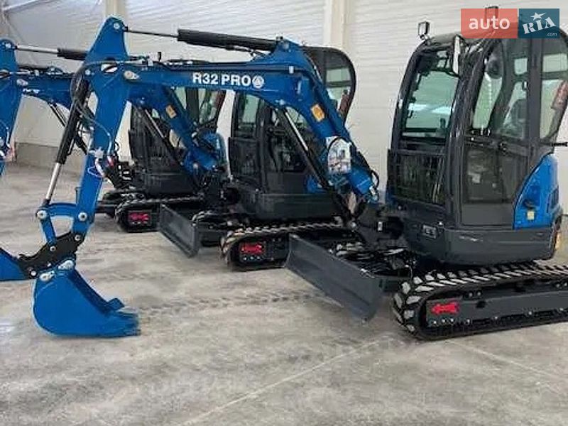 Миниэкскаватор Rippa R32 2026 в Черновцах Миниэкскаватор Rippa R32 2026 в Черновцах