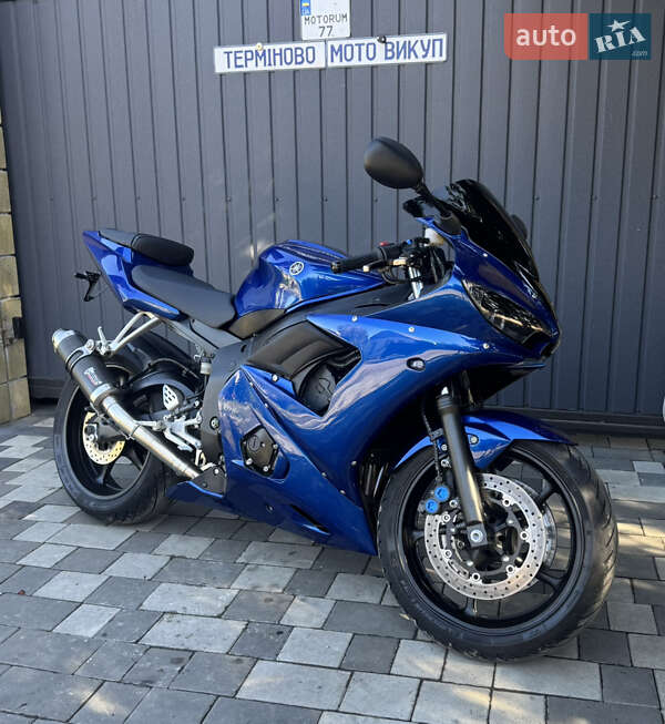 Спортбайк Yamaha R6 2004 в Новомосковске Спортбайк Yamaha R6 2004 в Новомосковске