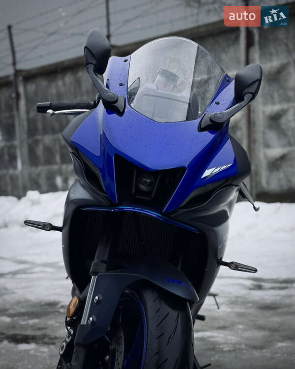 Спортбайк Yamaha R7 2022 в Киеве
