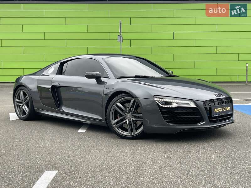 Купе Audi R8 2013 в Киеве