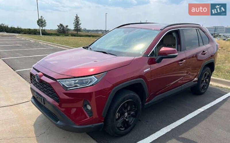 Внедорожник / Кроссовер Toyota RAV4 2021 в Львове Внедорожник / Кроссовер Toyota RAV4 2021 в Львове