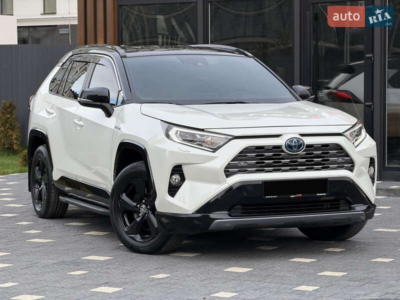 Внедорожник / Кроссовер Toyota RAV4 2020 в Ужгороде Внедорожник / Кроссовер Toyota RAV4 2020 в Ужгороде