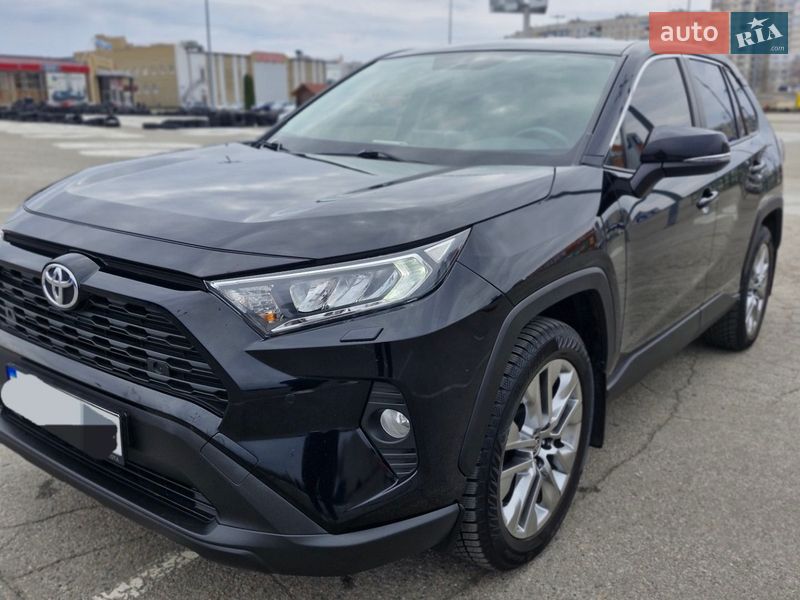 Позашляховик / Кросовер Toyota RAV4 2020 в Харкові Позашляховик / Кросовер Toyota RAV4 2020 в Харкові