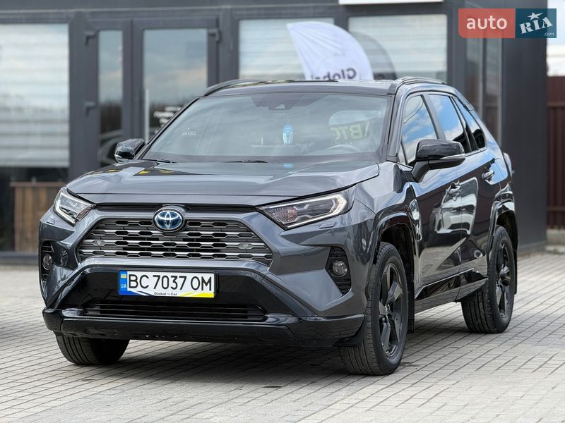 Внедорожник / Кроссовер Toyota RAV4 2021 в Львове