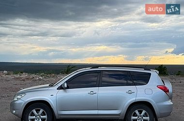 Внедорожник / Кроссовер Toyota RAV4 2007 в Изюме