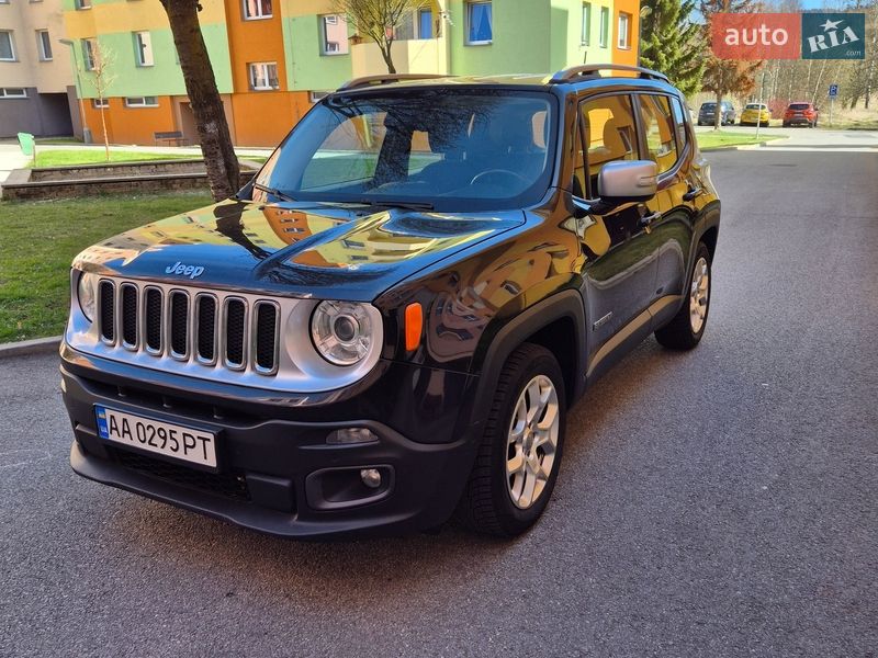 Внедорожник / Кроссовер Jeep Renegade 2016 в Киеве Внедорожник / Кроссовер Jeep Renegade 2016 в Киеве