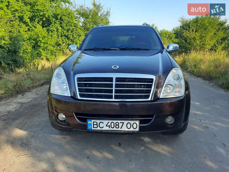 Позашляховик / Кросовер SsangYong Rexton 2008 в Виноградові Позашляховик / Кросовер SsangYong Rexton 2008 в Виноградові