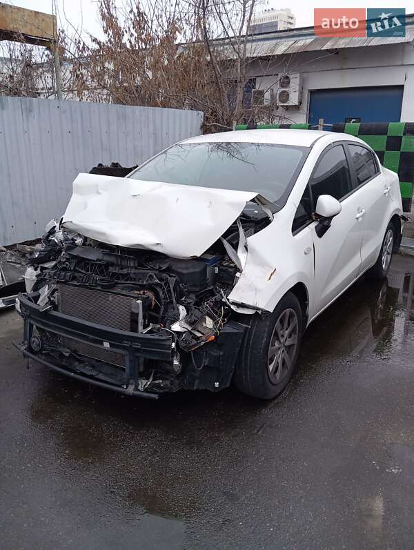 Седан Kia Rio 2016 в Одесі