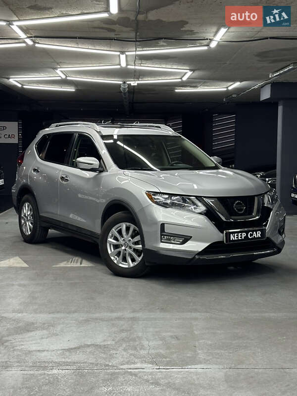 Внедорожник / Кроссовер Nissan Rogue 2017 в Одессе