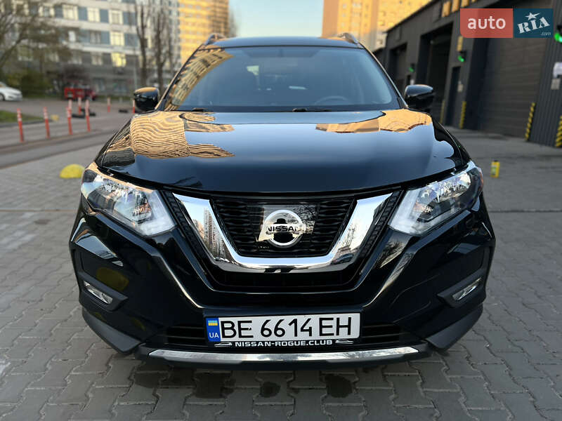 Позашляховик / Кросовер Nissan Rogue 2017 в Києві Позашляховик / Кросовер Nissan Rogue 2017 в Києві