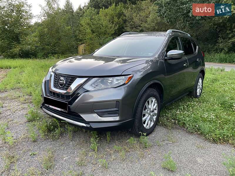 Внедорожник / Кроссовер Nissan Rogue 2018 в Киеве