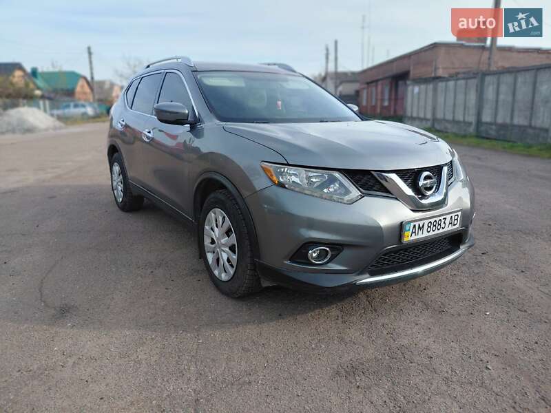 Позашляховик / Кросовер Nissan Rogue 2015 в Бердичеві