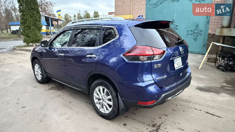 Позашляховик / Кросовер Nissan Rogue 2020 в Сумах