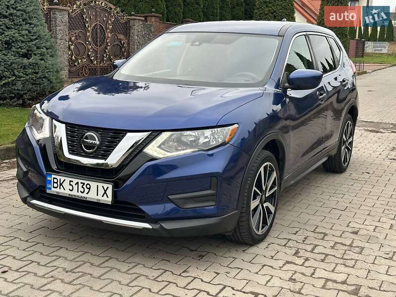 Внедорожник / Кроссовер Nissan Rogue 2020 в Ровно