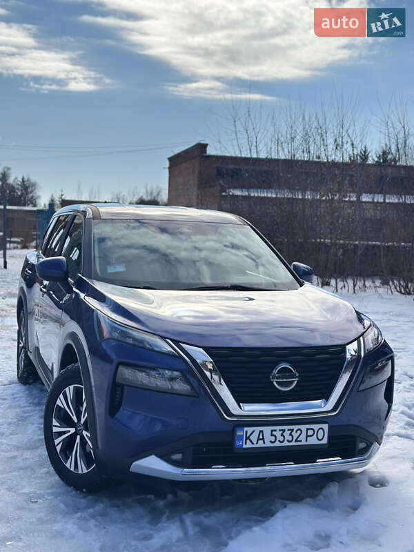 Позашляховик / Кросовер Nissan Rogue 2023 в Києві