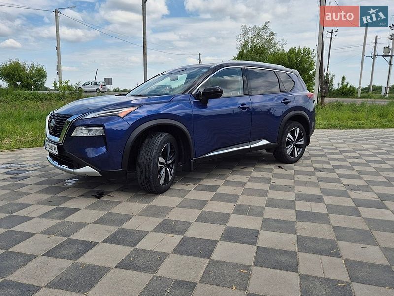 Внедорожник / Кроссовер Nissan Rogue 2023 в Самборе
