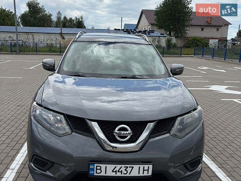 Внедорожник / Кроссовер Nissan Rogue 2015 в Нововолынске