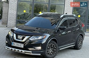 Внедорожник / Кроссовер Nissan Rogue 2016 в Хмельницком
