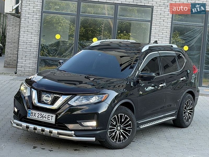 Внедорожник / Кроссовер Nissan Rogue 2016 в Хмельницком