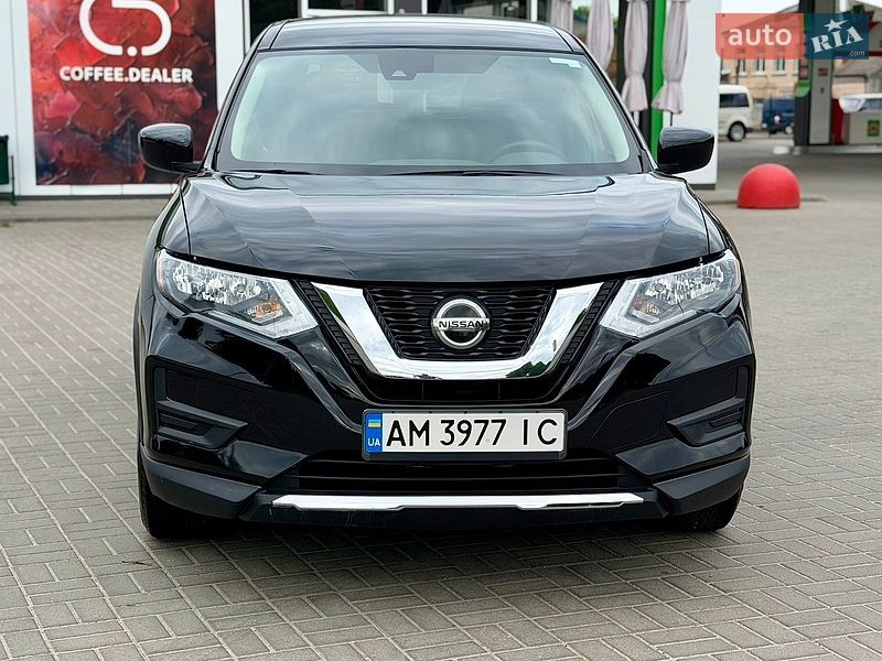Внедорожник / Кроссовер Nissan Rogue 2018 в Житомире