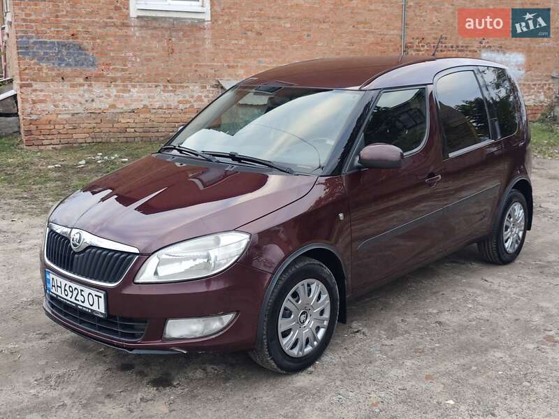 Микровэн Skoda Roomster 2013 в Харькове Микровэн Skoda Roomster 2013 в Харькове