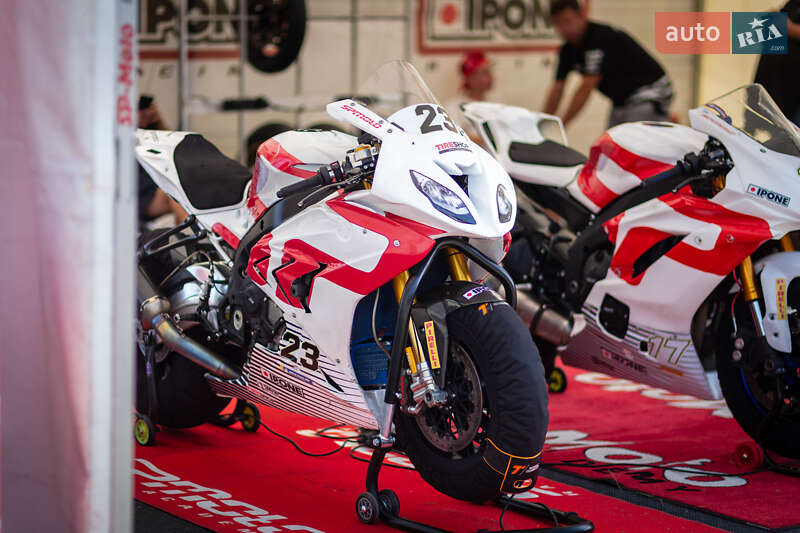 Спортбайк BMW S 1000RR 2017 в Киеве Спортбайк BMW S 1000RR 2017 в Киеве