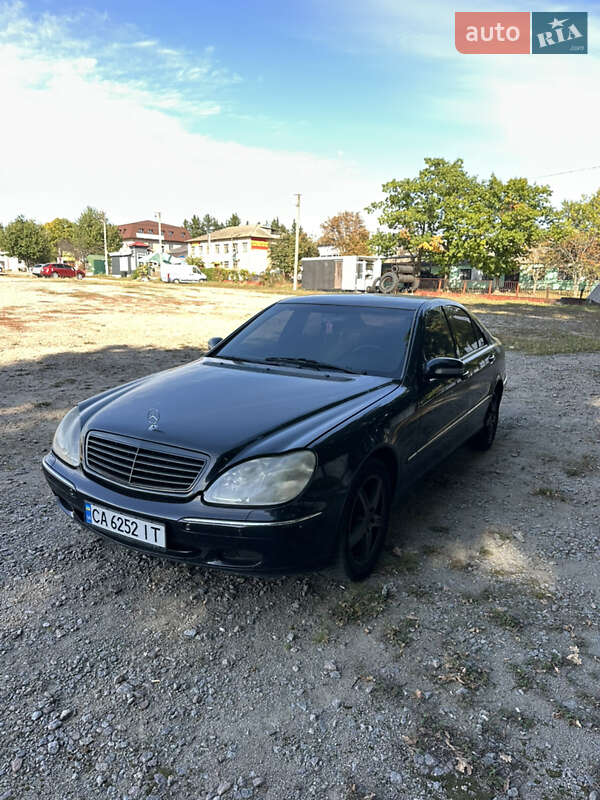 Седан Mercedes-Benz S-Class 2000 в Умані