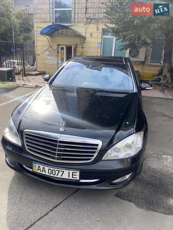 Седан Mercedes-Benz S-Class 2008 в Киеве Седан Mercedes-Benz S-Class 2008 в Киеве