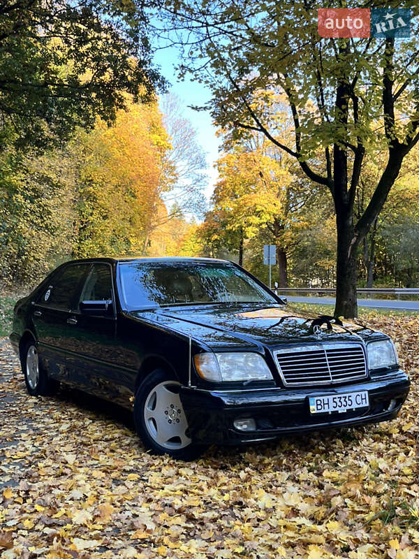 Седан Mercedes-Benz S-Class 1994 в Черноморске