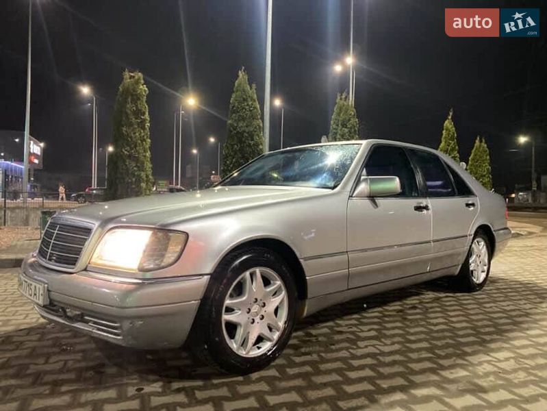 Седан Mercedes-Benz S-Class 1994 в Святопетровское