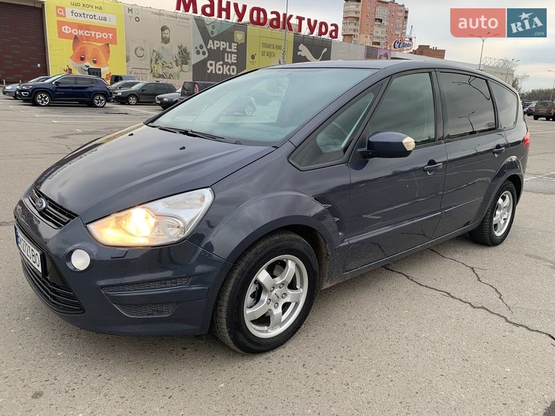 Минивэн Ford S-Max 2011 в Сумах