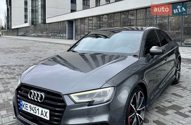 Седан Audi S3 2017 в Днепре