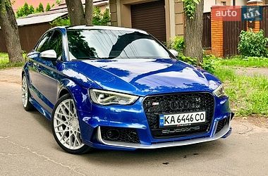 Седан Audi S3 2014 в Киеве