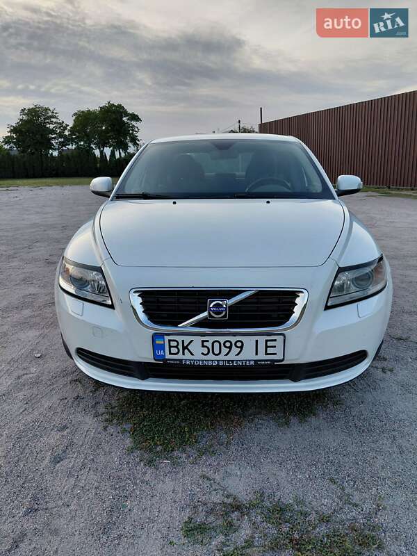 Седан Volvo S40 2009 в Киеве