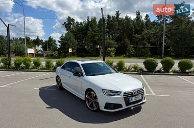 Седан Audi S4 2019 в Днепре