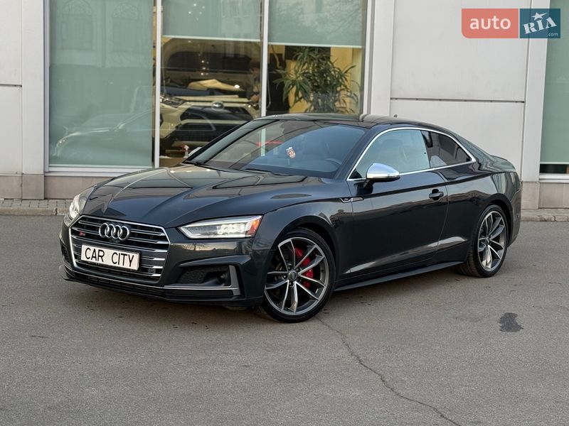 Купе Audi S5 2017 в Киеве