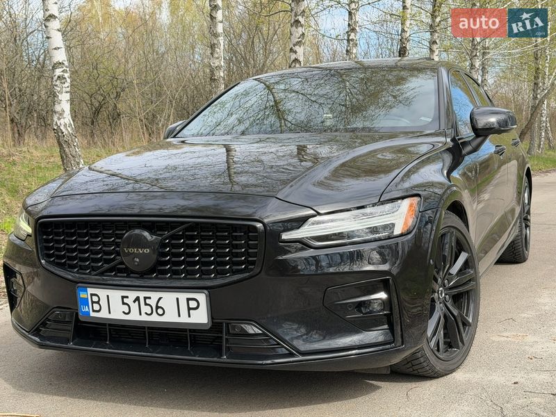 Седан Volvo S60 2023 в Киеве